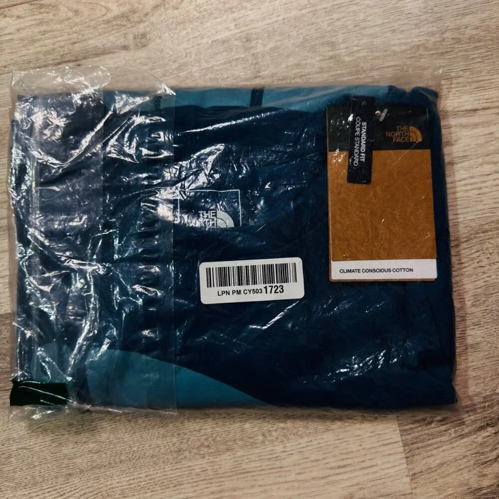 The North Face Mens Short-Sleeve Graphic Tee Turquoise Blue 2XL NWT MSRP $30